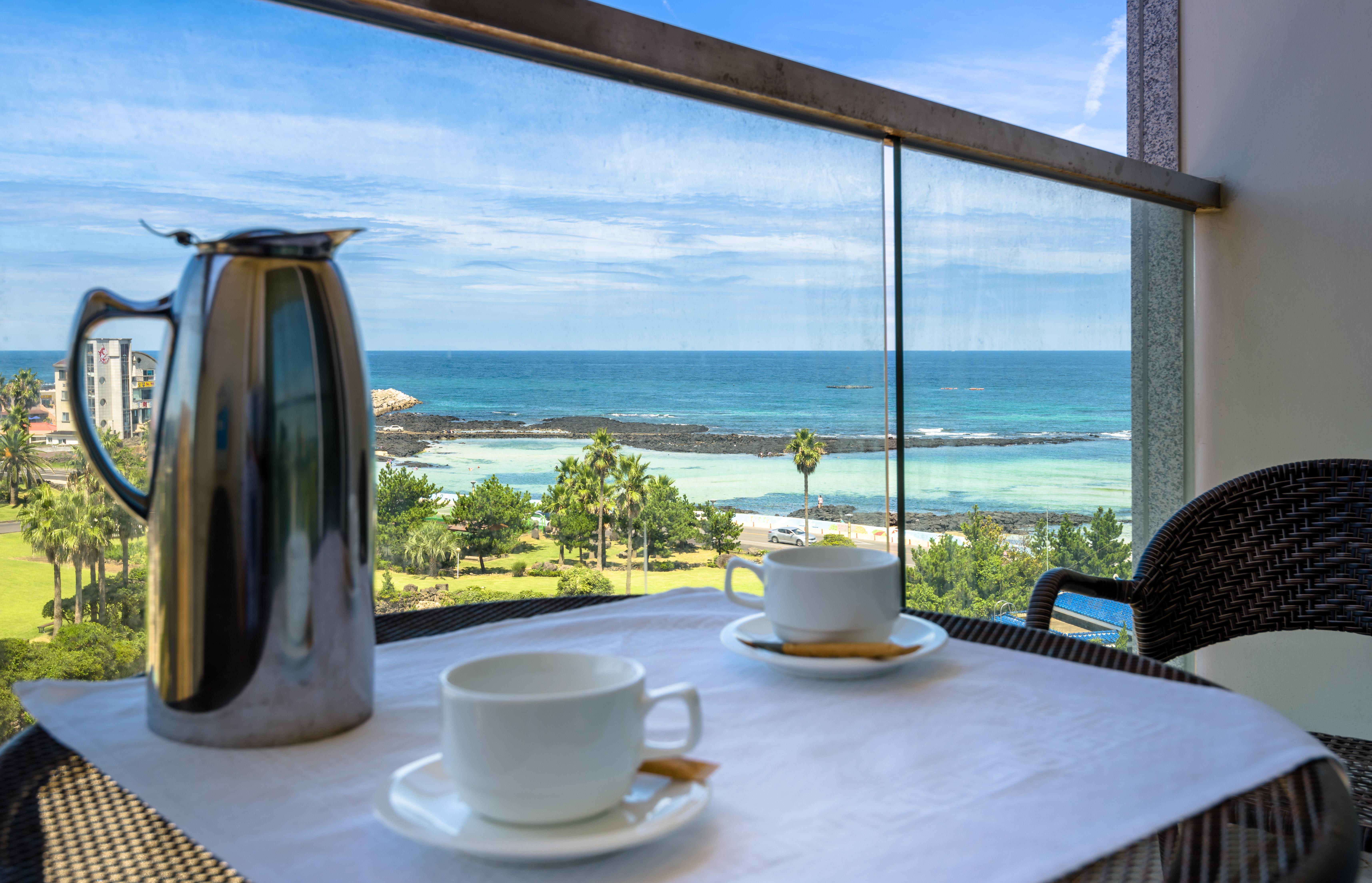 Aimi Jeju Beach Hotel Exterior photo