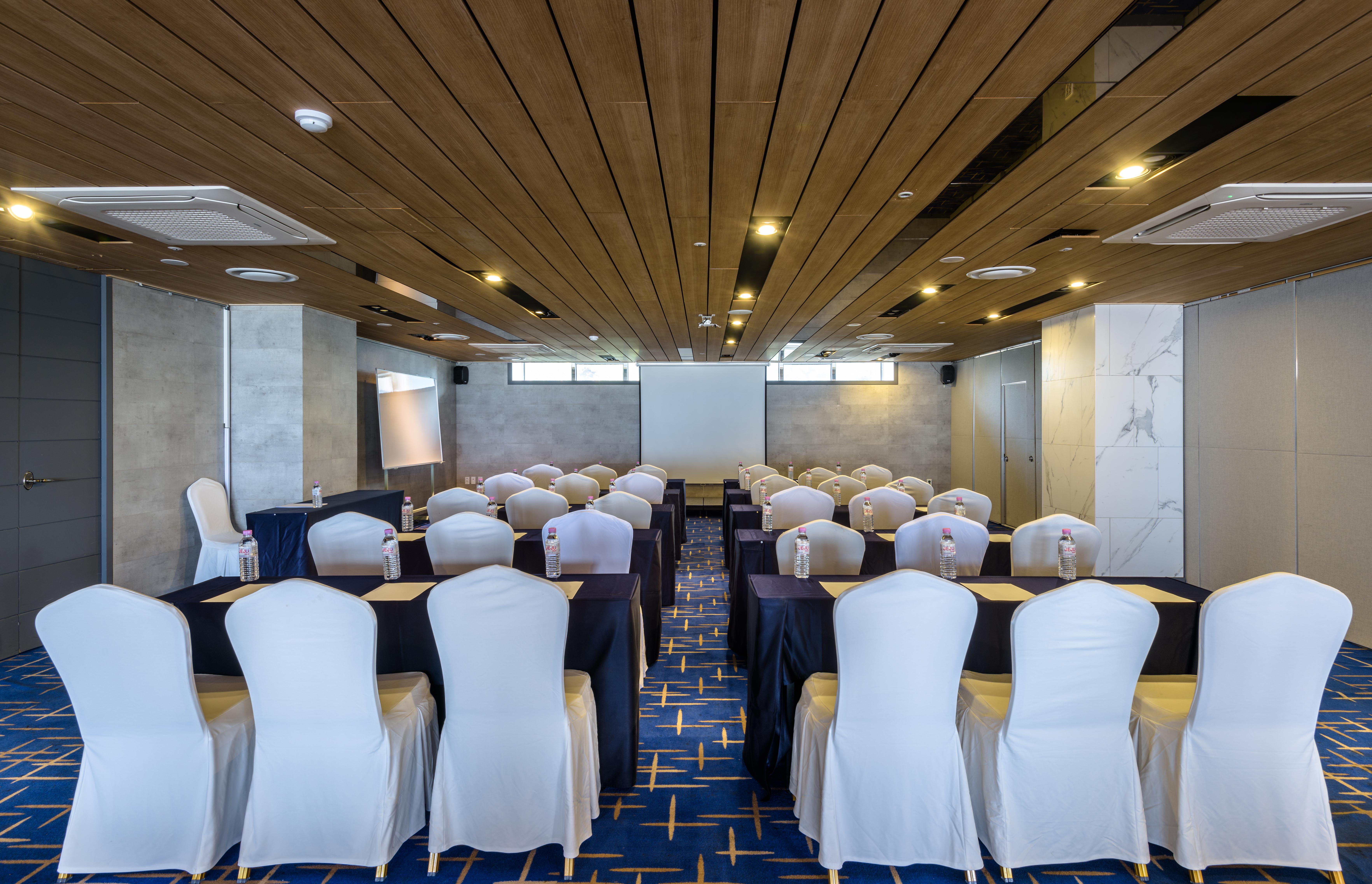 Aimi Jeju Beach Hotel Exterior photo